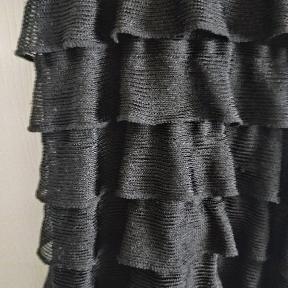 Women's Ruffled Dress - Picture 5 of 5
